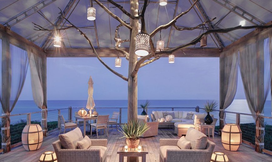 20 Dreamy Beach-Style Decks for a Relaxing Staycation