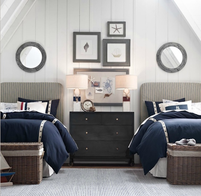 Guest Bedroom Decor Twin Bedside Table Ideas Www Cintronbeveragegroup Com   Nautical Themed Guest Room With Twin Beds 