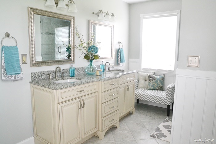 upholstered bathroom bench