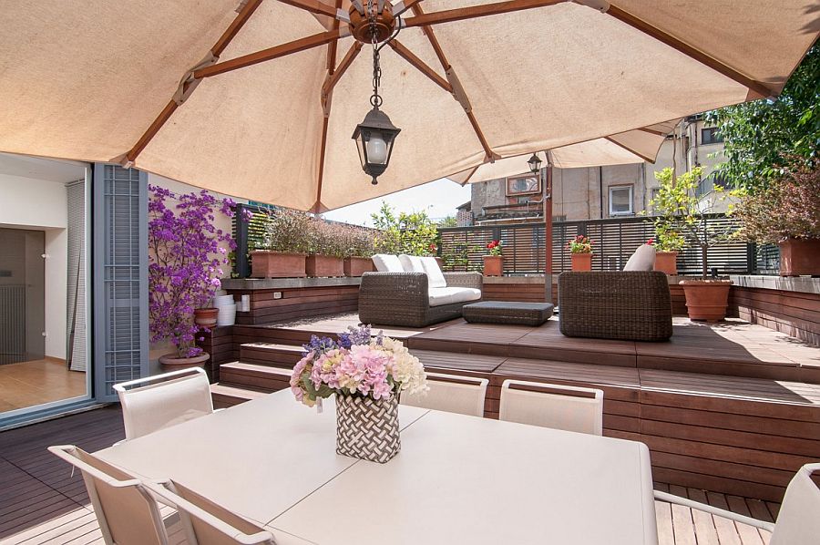 Small rooftop deck decorating idea and relaxing outdoor decor