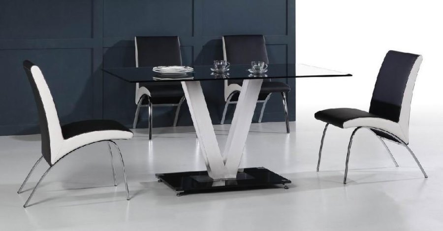 Stainless steel and glass dining table from DIYTrade