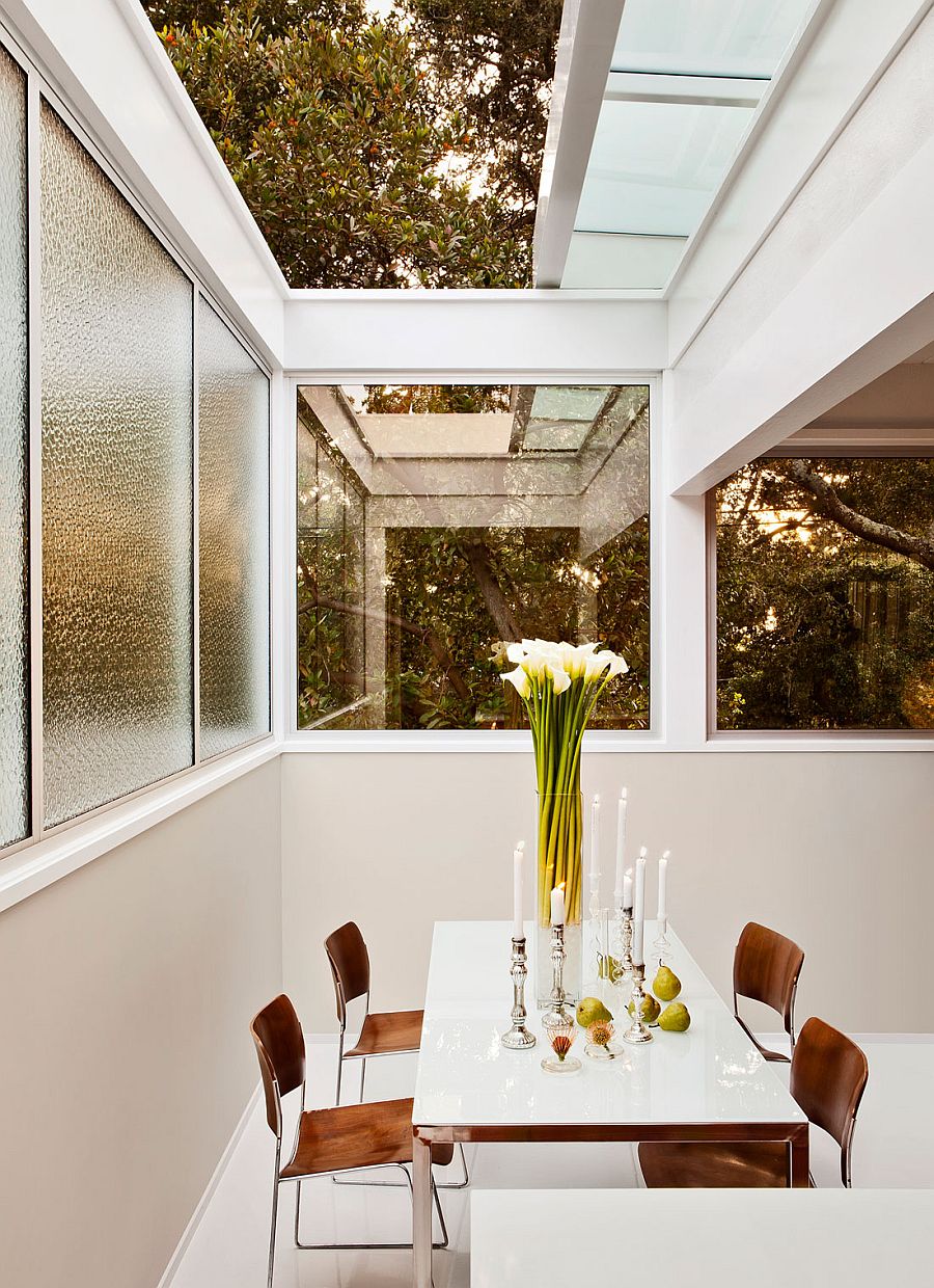 Tiny, cozy dining area with skylight and ample ventilation