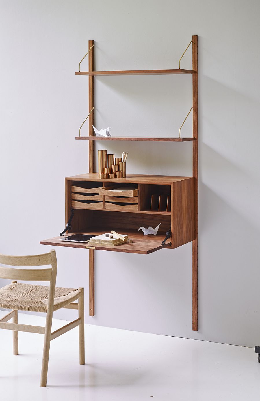 Modular Shelving Systems That Are Chic, Wall Mounted Modular Shelving System