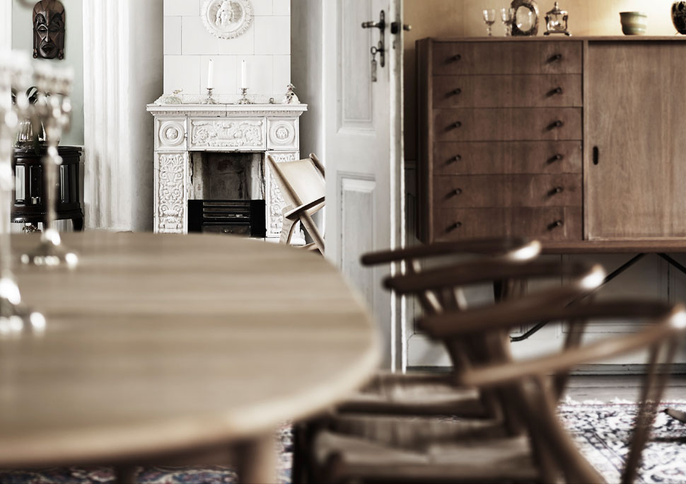 Wegner cabinet prototype in home of Knud Erik Hansen