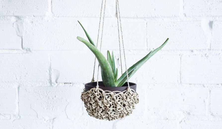 Woven hanging basket from Spartan