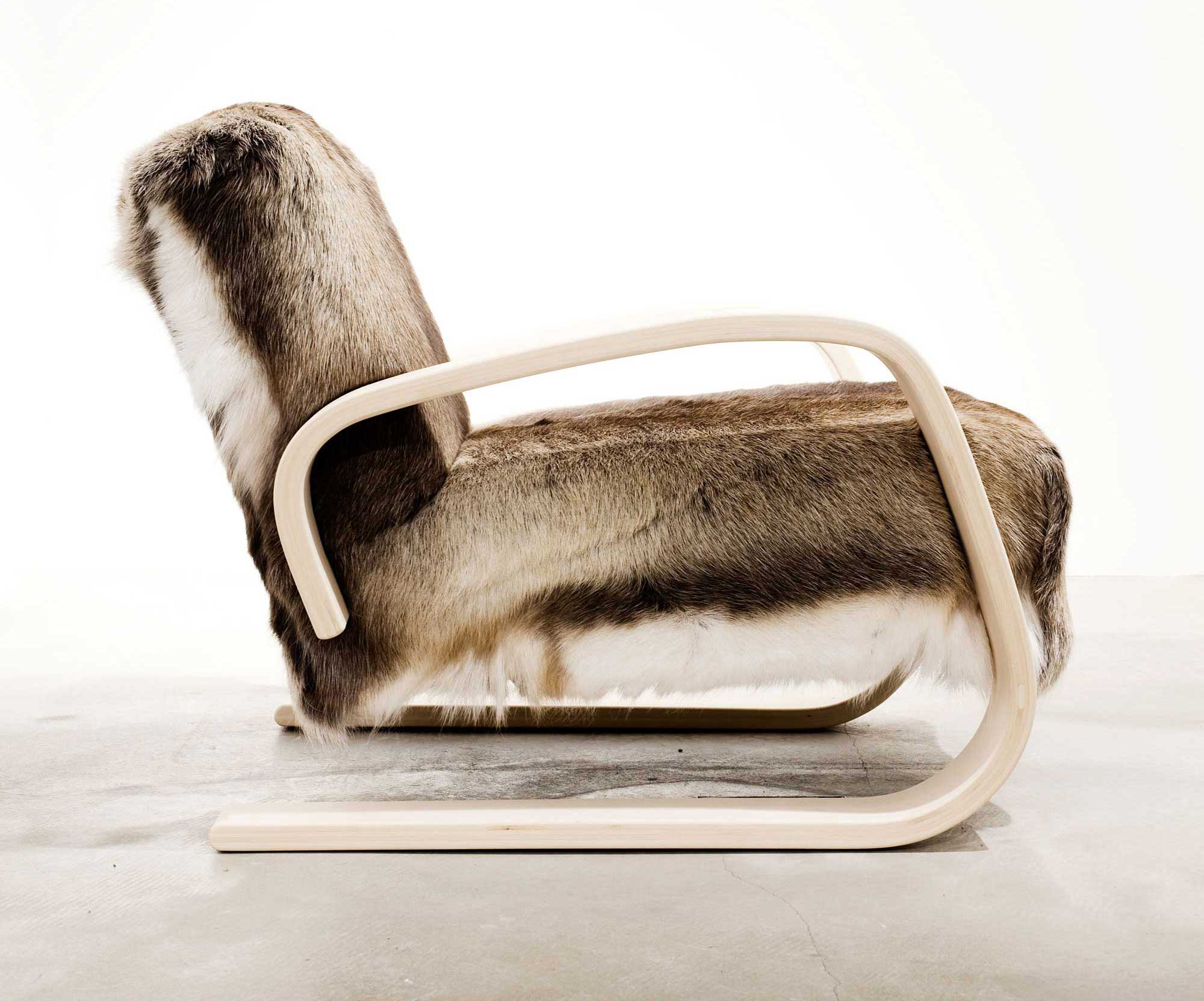 Alvar Aalto’s iconic armchair 400 - beautiful design
