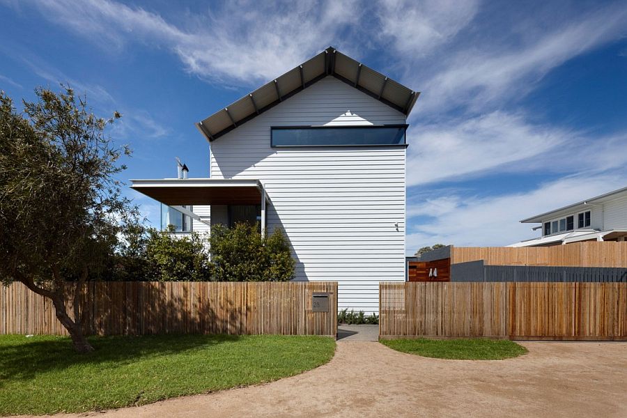 Beautiful modern Beach House in Marshall