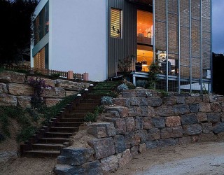 Solar Shading and Smart Design Shape Energy-Efficient Barcelona Home