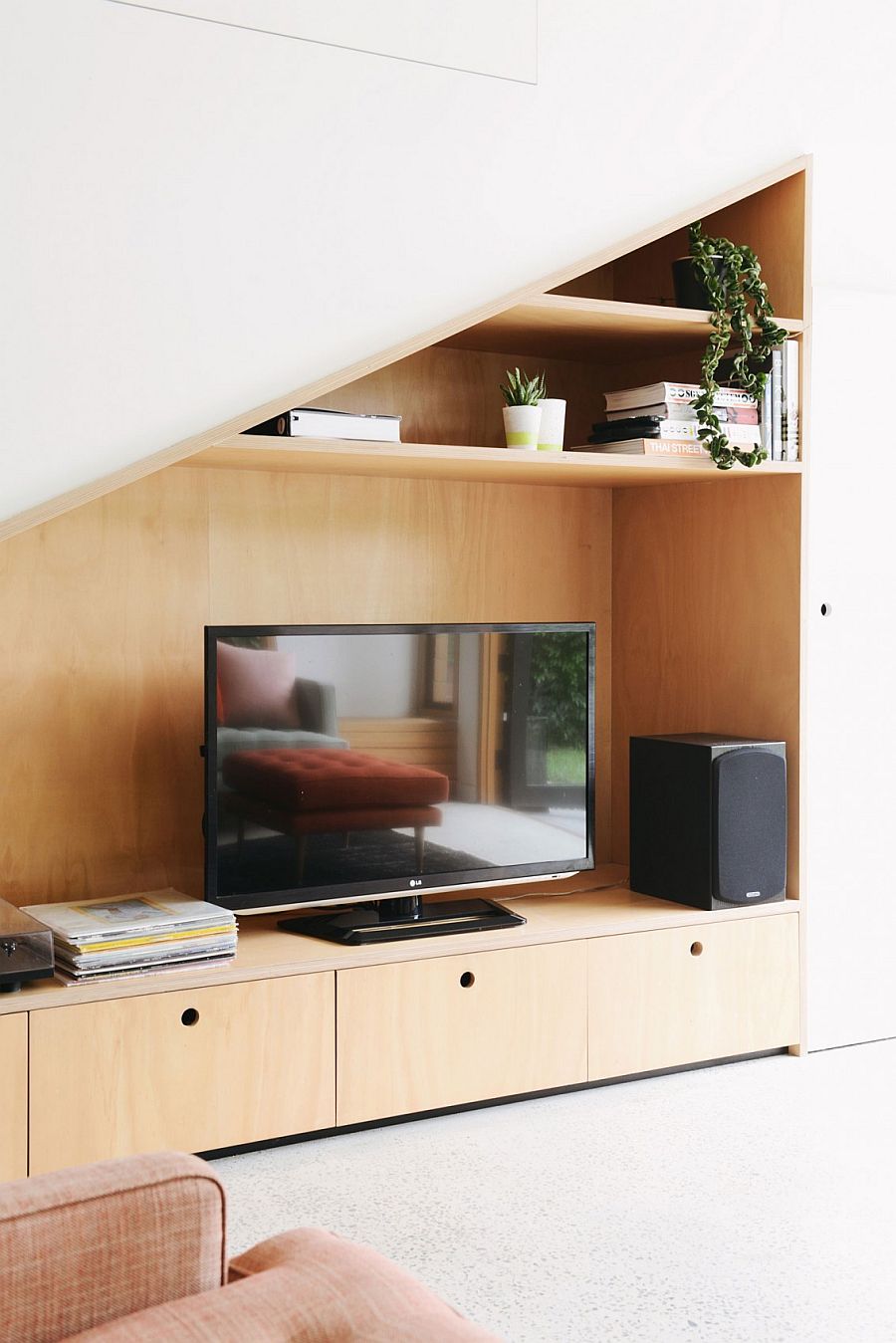 Clever living room niche contains the TV and entertainment options