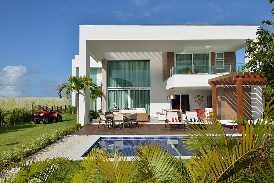 Contemporary beach house in Bahia Brazil