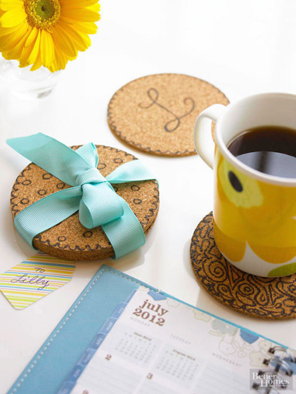 8 DIY Projects to Dress Up Your Cork Boards Decoist