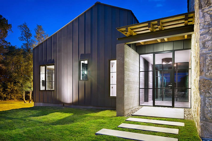 Entrance to the elegant modern home in Texas