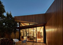Glass-walls-and-timber-deck-give-the-Aussie-home-a-modern-vibe-217x155