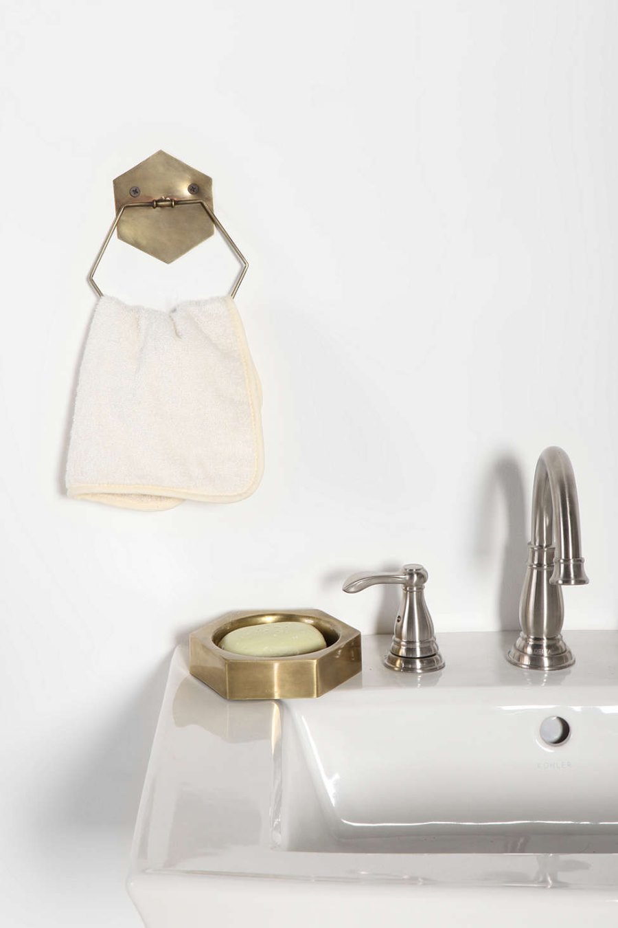 Hexagonal bathroom finds from Urban Outfitters