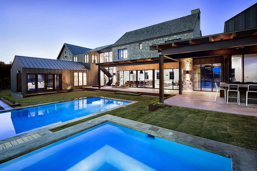 Luxurious Texas family home combines modern design with Farmhouse aesthetics