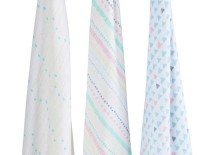 Organic-cotton-swaddles-from-Aden-Anais-and-The-Honest-Co