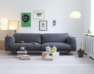 10 High-End and Handsome Contemporary Sofas