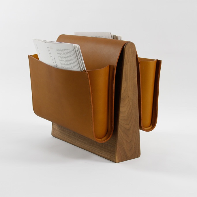 Saddle magazine rack with wood base