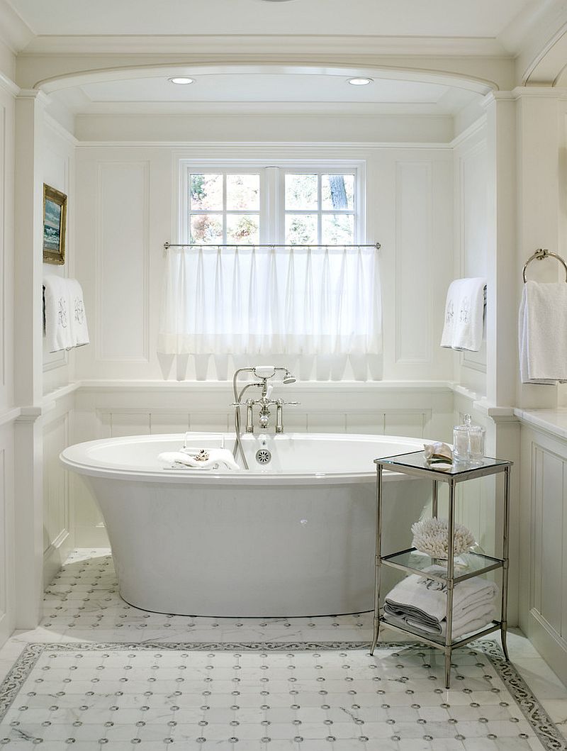 Table Next To Tub Design Ideas