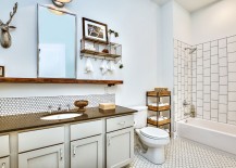 Sleek-floating-shelf-in-wood-brings-personality-to-the-breezy-bathroom-217x155