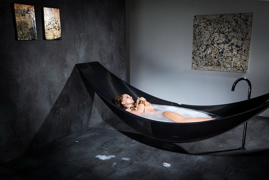 Stunning ultra-minimal design of the Vessel bathtub from Splinter Works