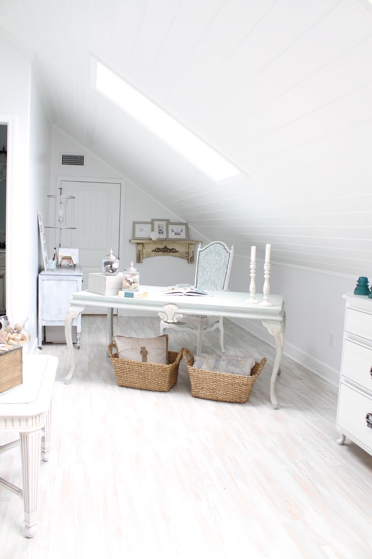 Very bright and elegant attic studio