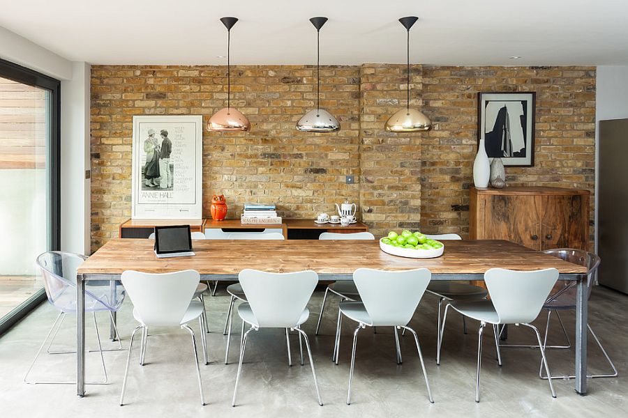 A Tom Dixon classic brings varying metallic shades to the contemporary dining space