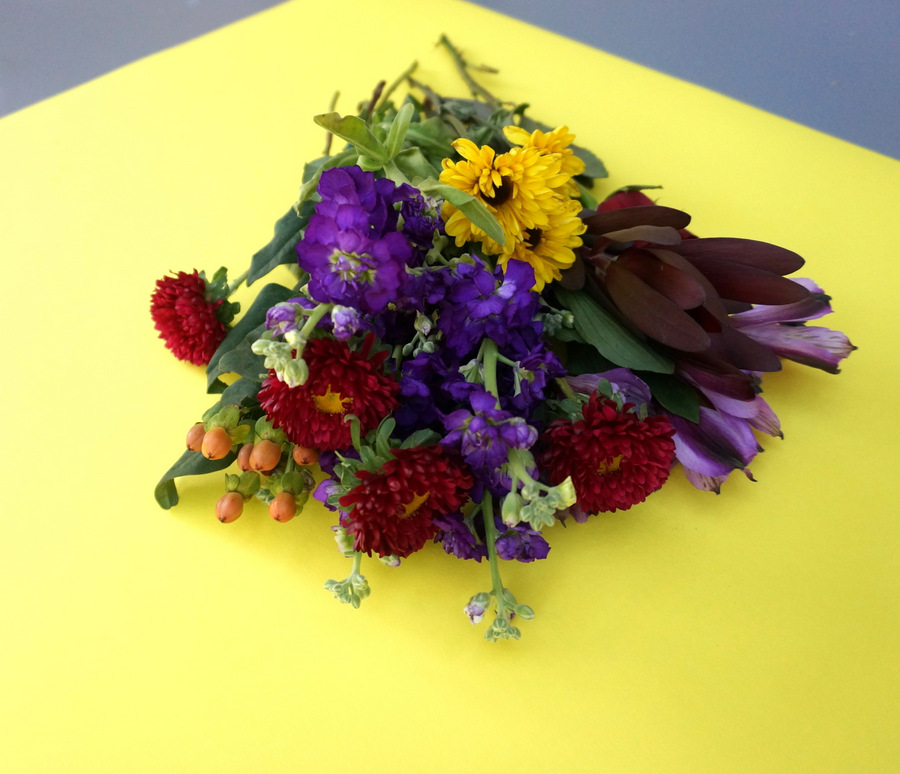 A grocery store bouquet of flowers