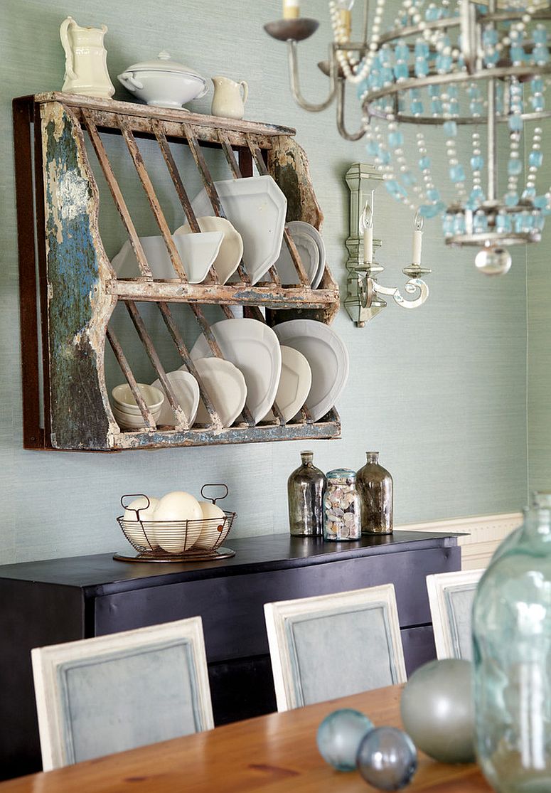 Antique plate holder for the shabby chic interior [Design: Jules Duffy Designs]
