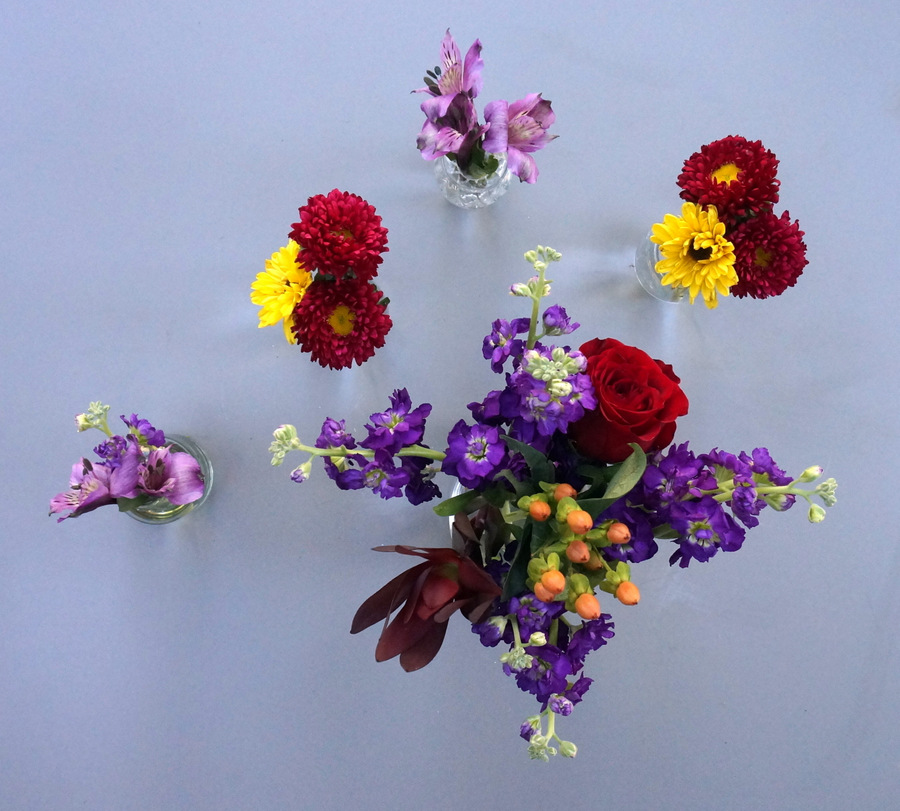 Assemble your smaller bouquets of flowers