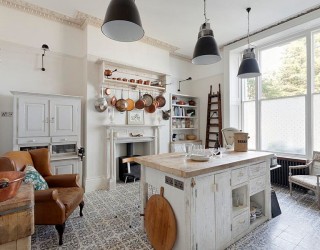 50 Fabulous Shabby Chic Kitchens That Bowl You Over!