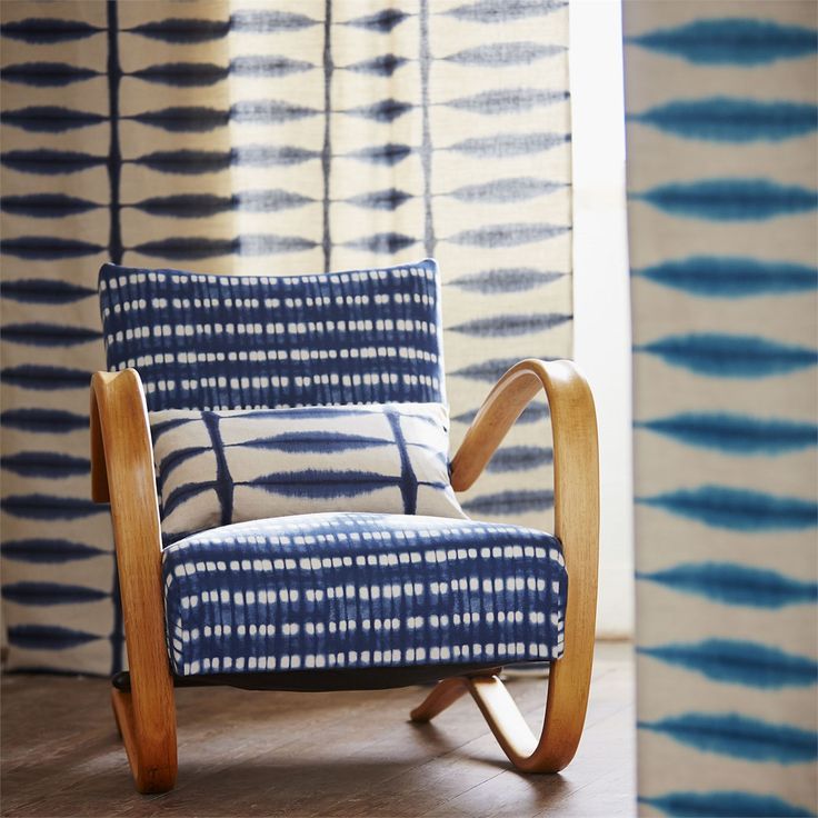 Chair with shibori cushioning