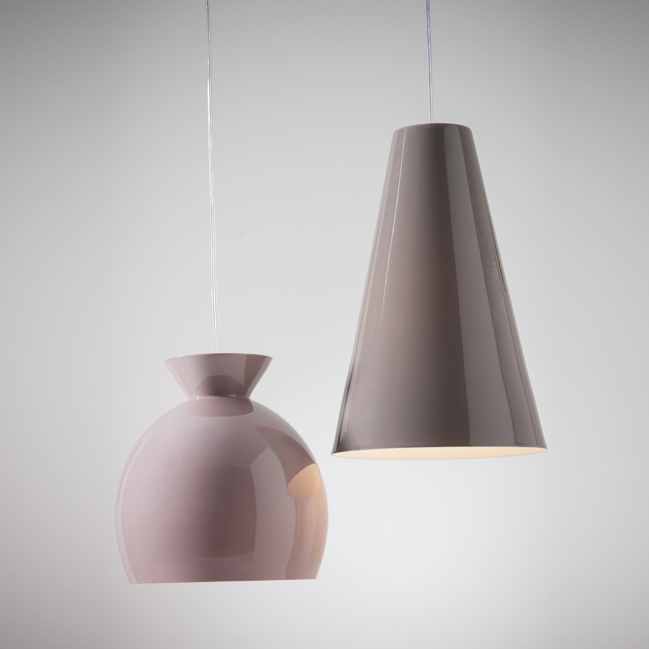 Conemporary pendant lamps in glossy pink