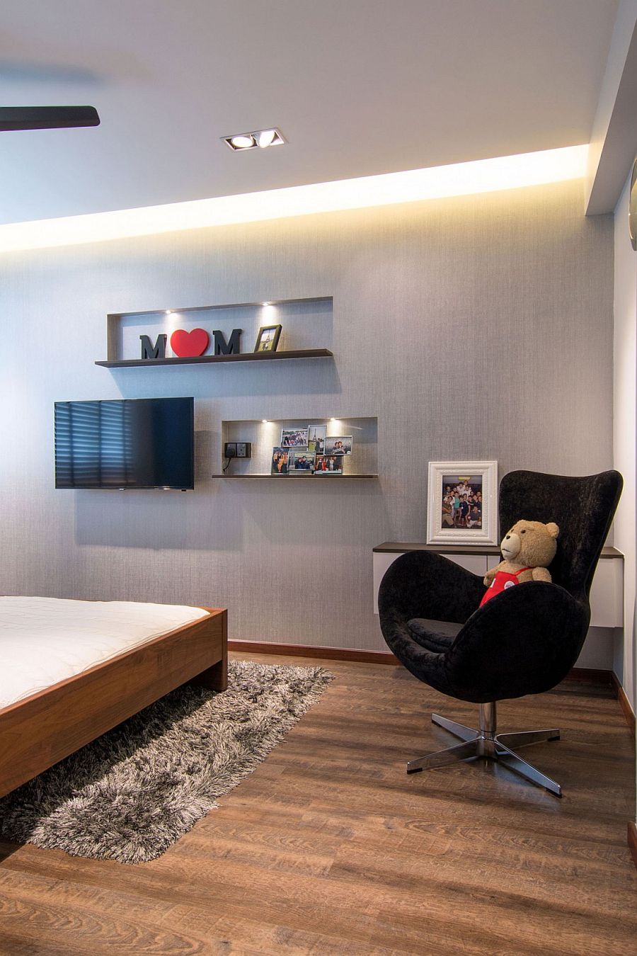 Cozy reading nook in the corner of the master bedroom