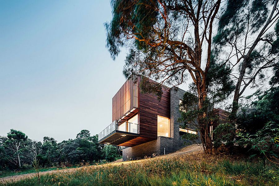 Dawes Road contemporary house in Australia