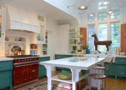 Do Not Shun Away From Colorful Cabinets In The Shabby Chic Kitchen 252x180 