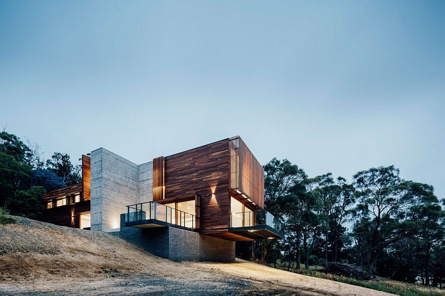 Fire resistant spotted gum cladding shapes the exterior of the house