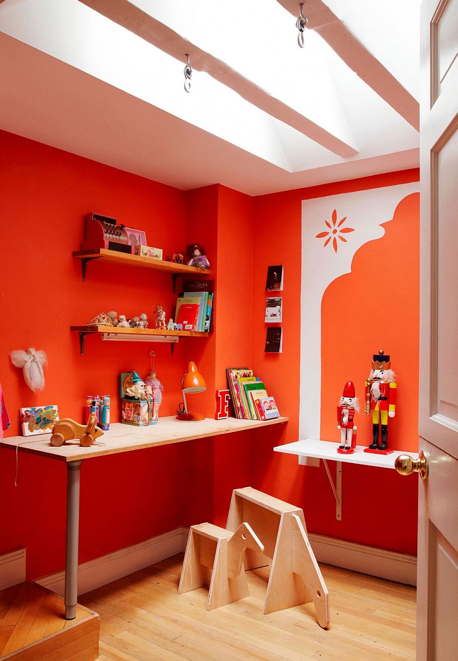 Kids' room with a splash of orange and red