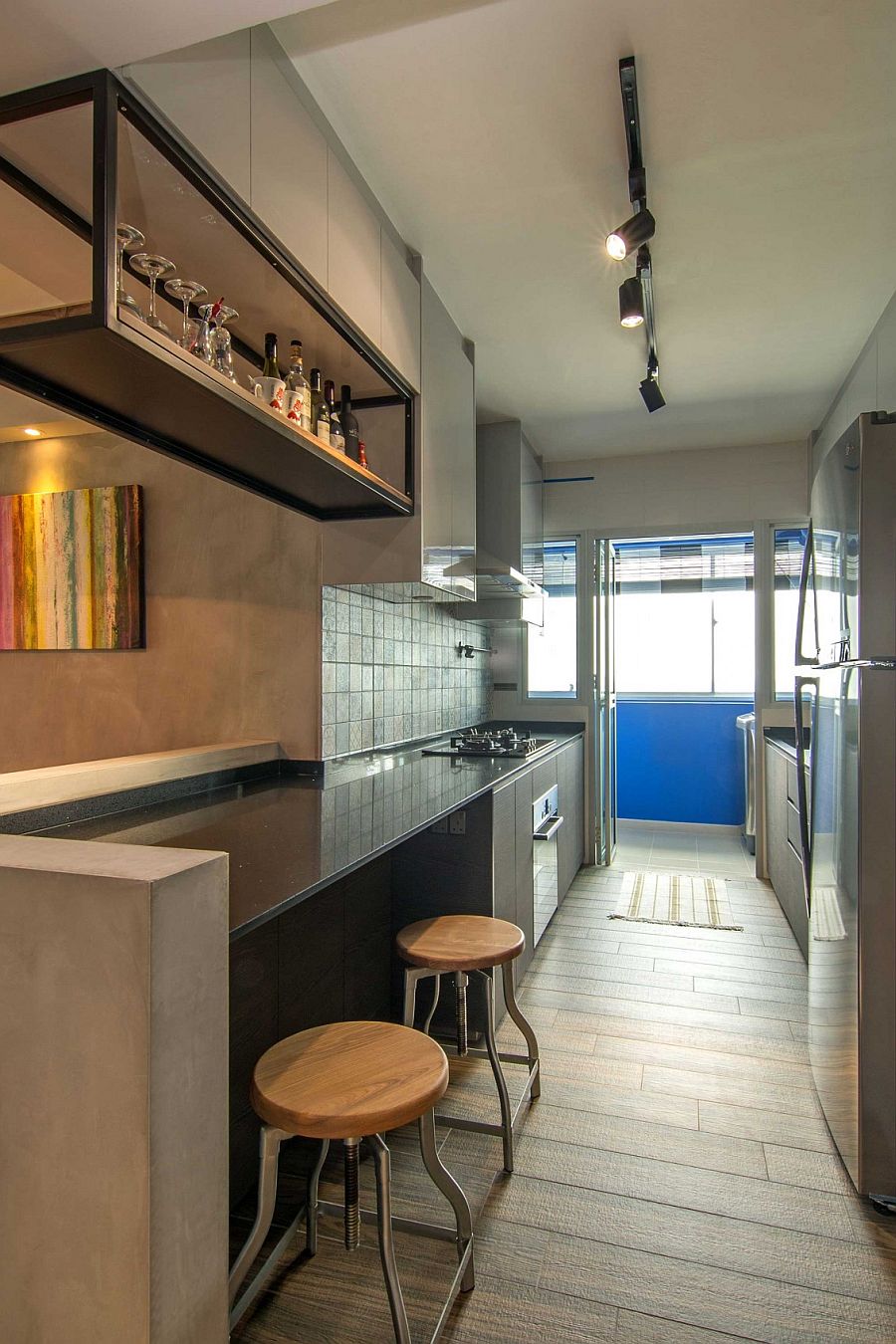 Making use of the vertical space on offer inside the small kitchen