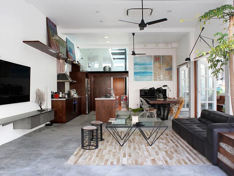 Open plan living area with kitchen and dining