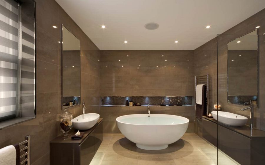 Recessed Ceiling Lights In A Modern Bathroom 