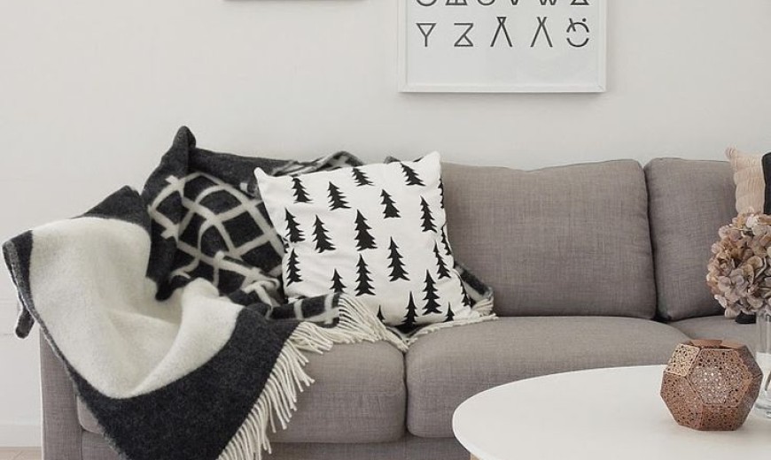 8 Rustic Accent Pillow Ideas to Add Some Coziness This Winter