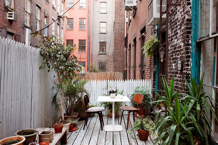 Small private balcony of Franklin St home in NYC