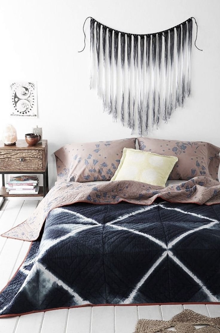 Very dark indigo shibori bed spread