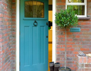 Paint the Front Door: 10 Helpful Tips