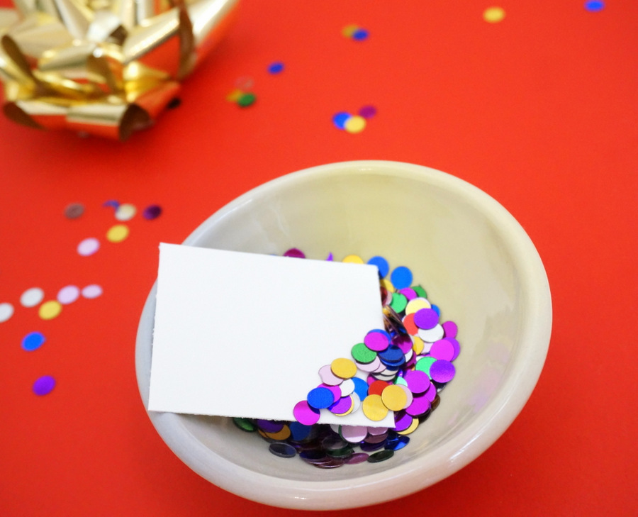 DIY confetti gift tag project