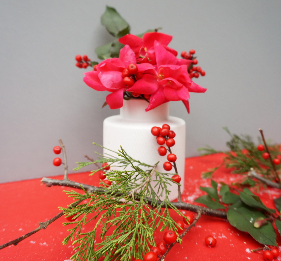 3 Red Berry Christmas Centerpieces For Your Holiday Table