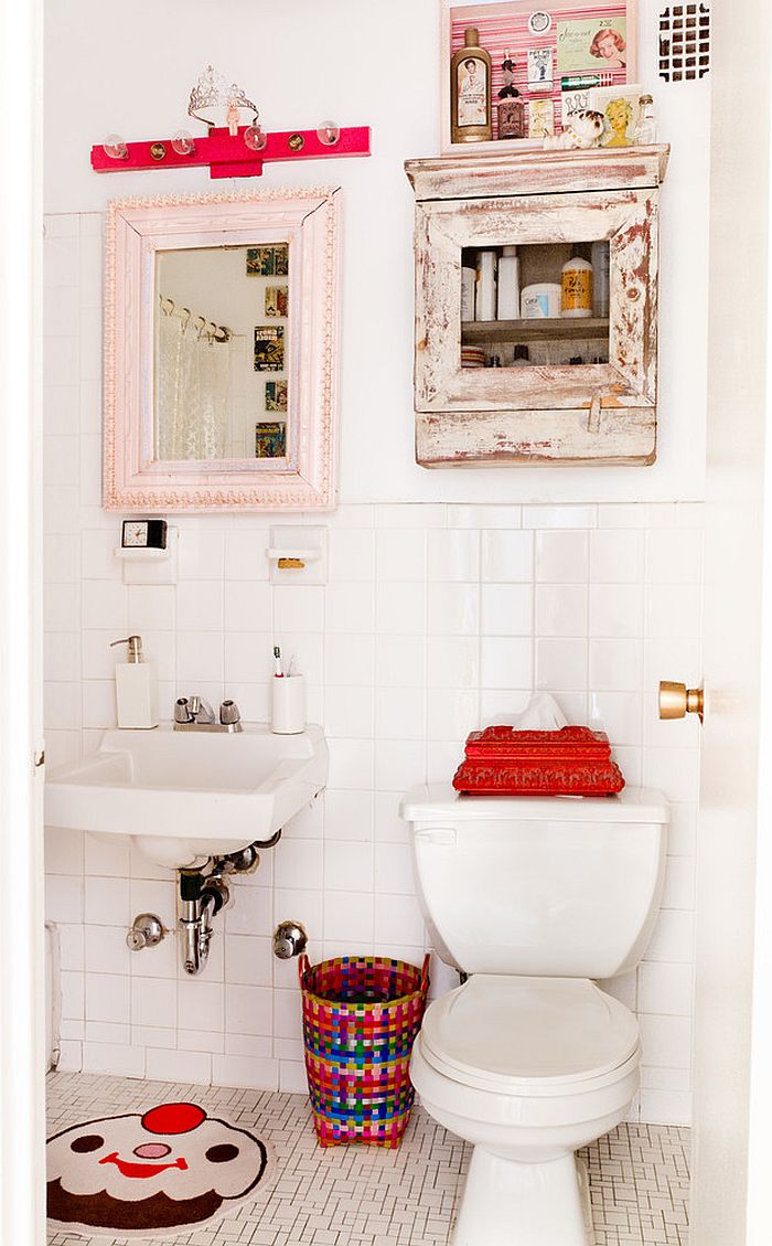 Decorate your shabby chic powder room in style with the right décor [From: Rikki Snyder]