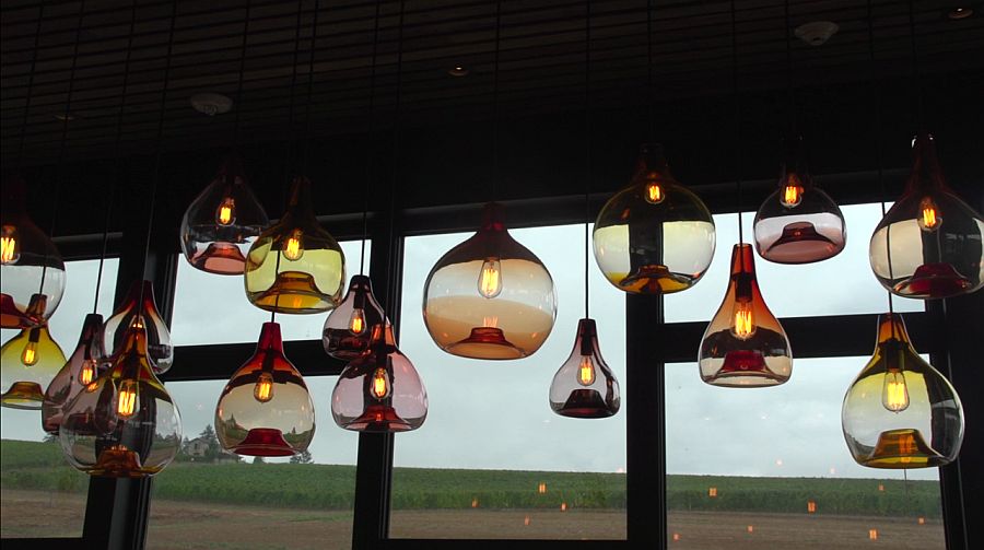 Edison bulbs inside the pendants look perfect for industrial and contemporary homes