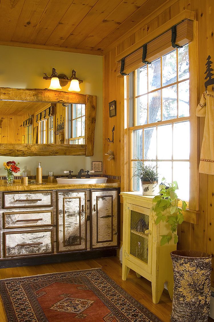 Exquisite blend of rustic and shabby chic styles inside the modern bathroom [Design: Edwina Drummond Interiors]